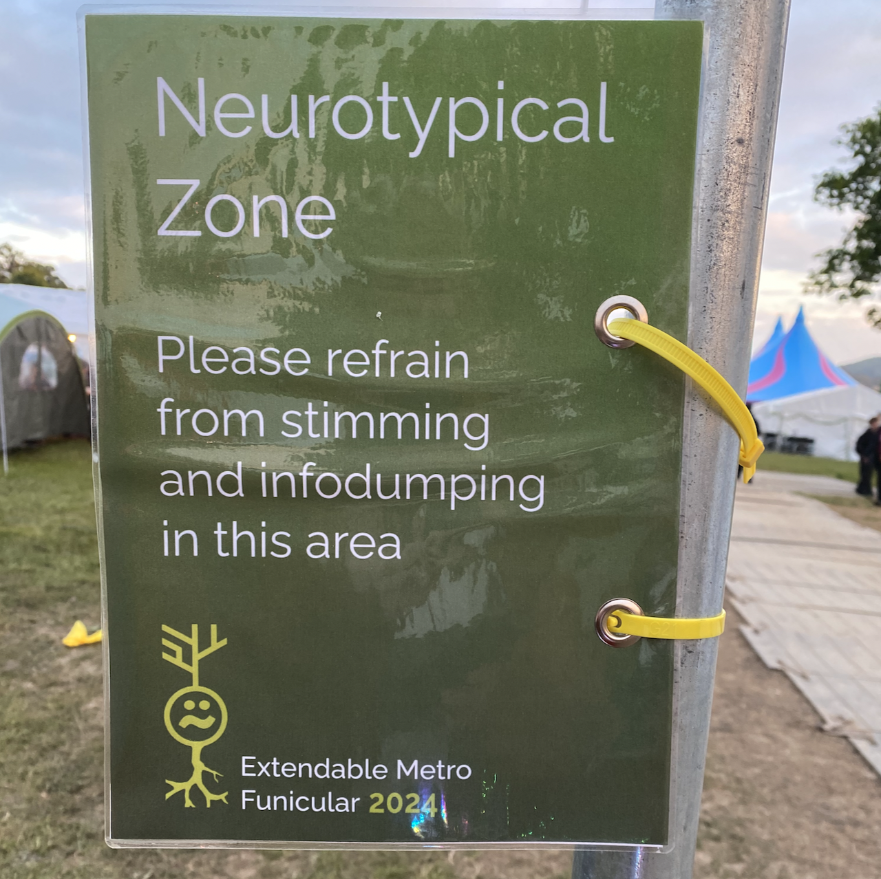 Taxonomies, Ontologies and Knowledge Graphs: a primer